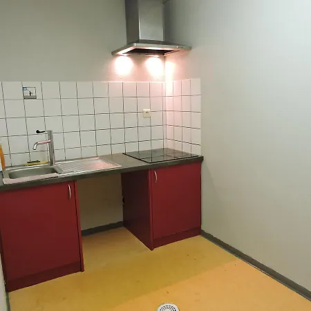 De * Mylhúzy